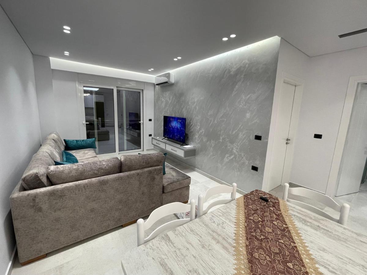 Alpha Lux Apartment Sarande Exterior photo