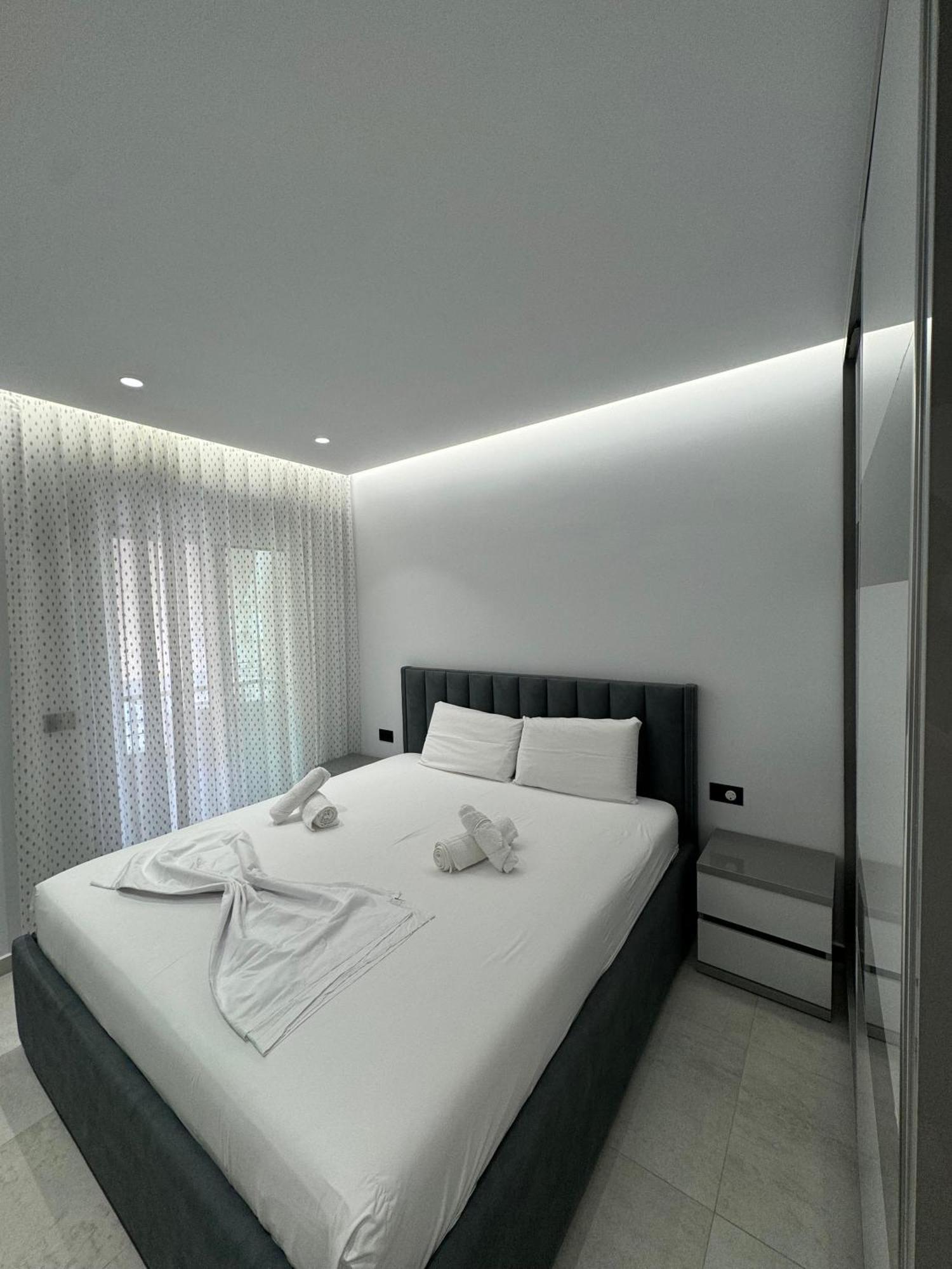 Alpha Lux Apartment Sarande Exterior photo